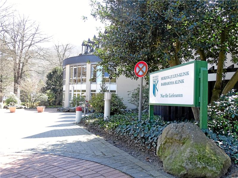 Neun Mitarbeiter der Julius-Klinik sind positiv auf Corona getestet.  Foto: Exner