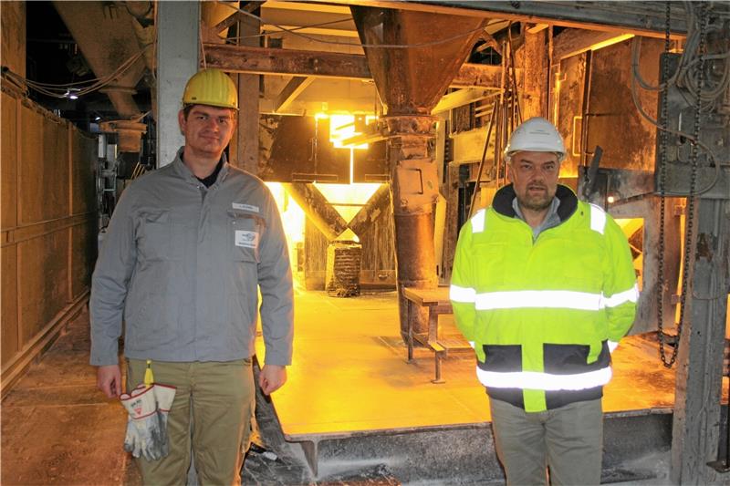 Neustart als Harzer Zinkoxide GmbH: Betriebsleiter Lennart Klesse und Geschäftsführer Torsten Rowold (re.).  Foto: Roß