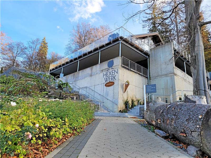 Das „Hexenwerk“ in Bad Harzburg wird zum „Ursprung“ Nicht mehr lange, dann ist der Schriftzug „Hexenwerk“ Geschichte. Foto: Exner