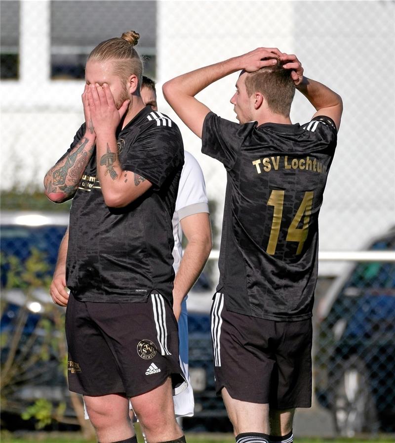 Endlich Pause, wandernde Handballteams, Biathlon ohne Harz Nicht mehr zum Hinsehen: Der TSV Lochtum ist nicht der einzige hiesige Bezirksligist, der ein Wochenende zum Vergessen erlebt. Foto: Drechsler
