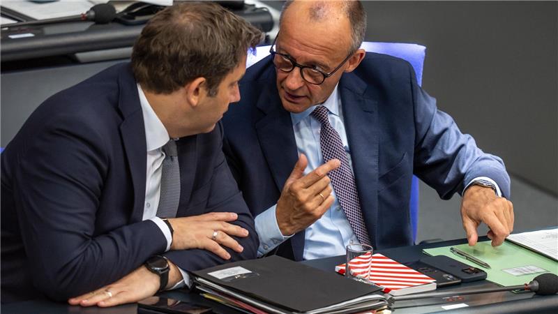 Koalition atmet auf – Wahl der Verfassungsrichter geglückt Nicht nur Kanzler und Vizekanzler dürften jetzt aufatmen.
