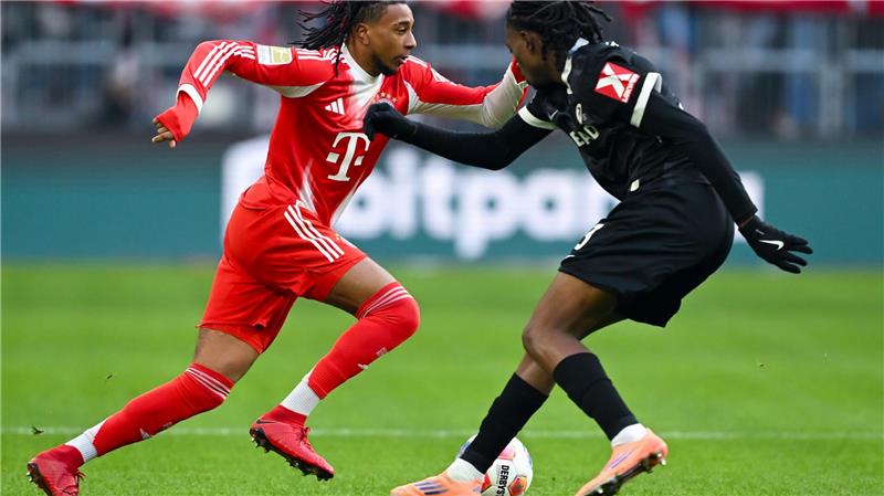17 Jahr, wunderbar: Der Hype um Karl und Messi-Vergleiche Nicht zu stoppen: Michael Olise (l) war gegen Freiburg an fünf Bayern-Toren direkt beteiligt.