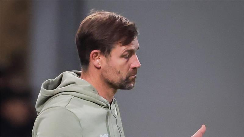 Fürth verliert mit Bankdrücker Hrgota auch gegen den KSC Nichts klappt: Fürths Trainer Thomas Kleine hadert.