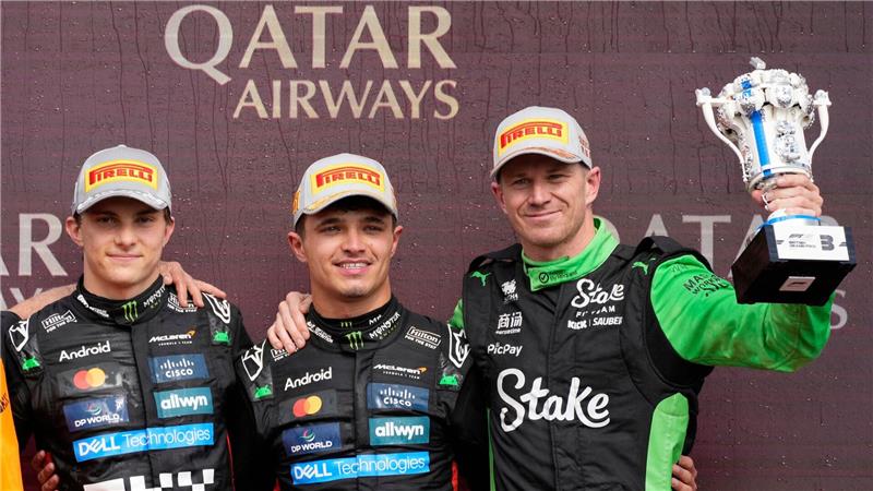 Pressestimmen: Nico Hülkenbergs „Rennen seines Lebens“ Nico Hülkenberg (r) schafft es im 239. Rennen erstmals auf ein Formel-1-Podium.