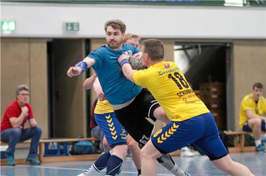 Nicolas Hischemöller ist mit sieben Toren bester Werfer der HSG Bad Harzburg/Vienenburg. Dennoch verliert das Team gegen den Northeimer HC II, der mit zwei Spielern aus der 3. Liga antritt.  Foto: Gietemann