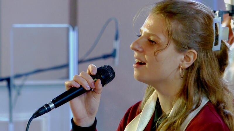 Nicole Krämer ist die Lead-Sängerin ihrer Familien-Band. Am 13. Juli steigt in Altenau ein Konzert.