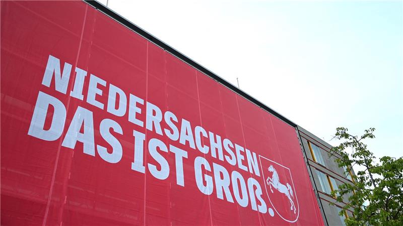 „Niedersachsen. Das ist groß“ löst den alten Slogan „Niedersachsen. Klar.“ ab. 