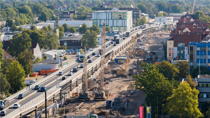 Niedersachsen modernisiert Straßen und Brücken, eines von vielen Projekten ist der Umbau des Südschnellwegs in Hannover.