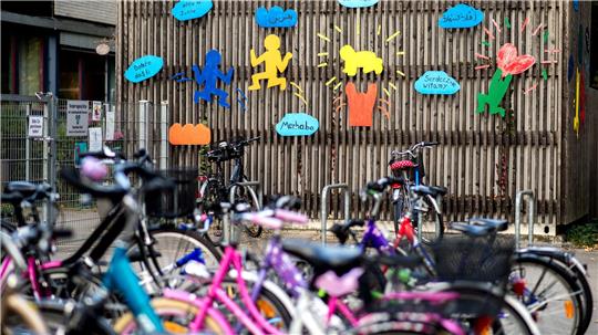 Niedersachsen unterstützt Nachbarschaftsprojekte, die Integration und Teilhabe fördern – gerade für Kinder. (Symbolbild)