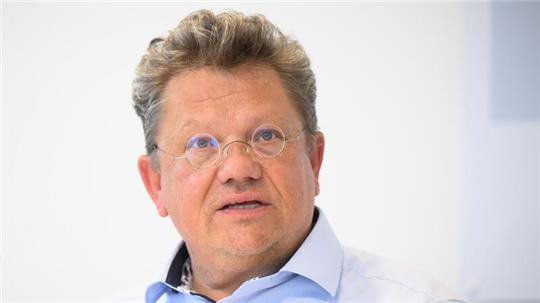 Niedersachsens Integrationsminister will die Angebote von Migration und Teilhabe im ländlichen Raum stärken. 