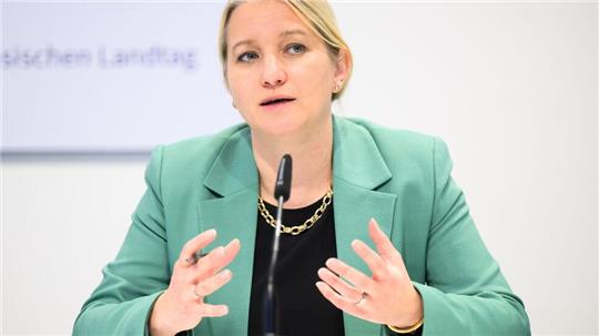 Niedersachsens Justizministerin Kathrin Wahlmann bezeichnete die Bundesratsinitiative als ein Herzensanliegen. (Archivbild)