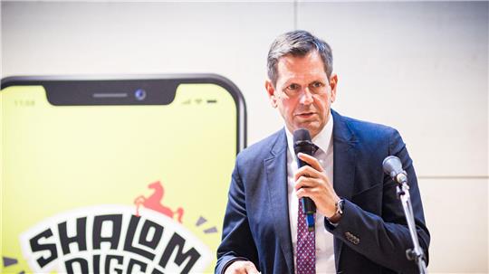 Niedersachsens Ministerpräsident Olaf Lies unterstützt die Kampagne, die sich vor allem an junge Leute richtet.