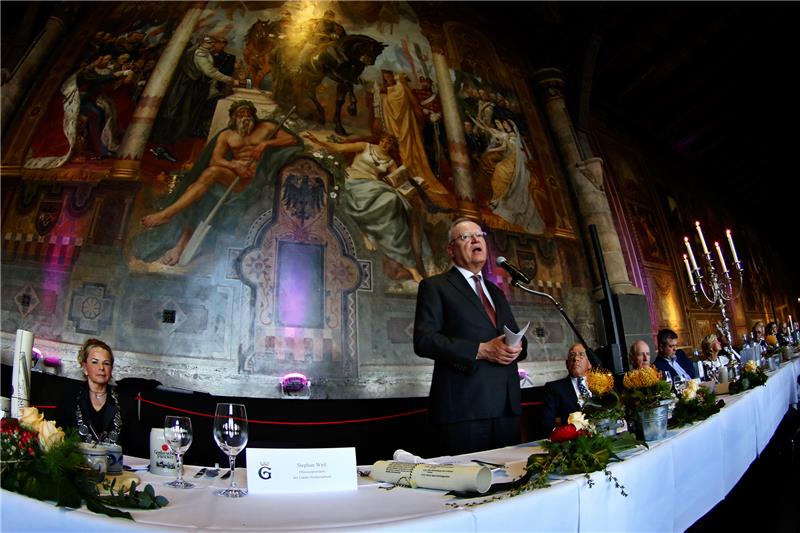 Niedersachsens Ministerpräsident Stephan Weil hält eine Rede beim Goslarschen Pancket. Fotos: Epping