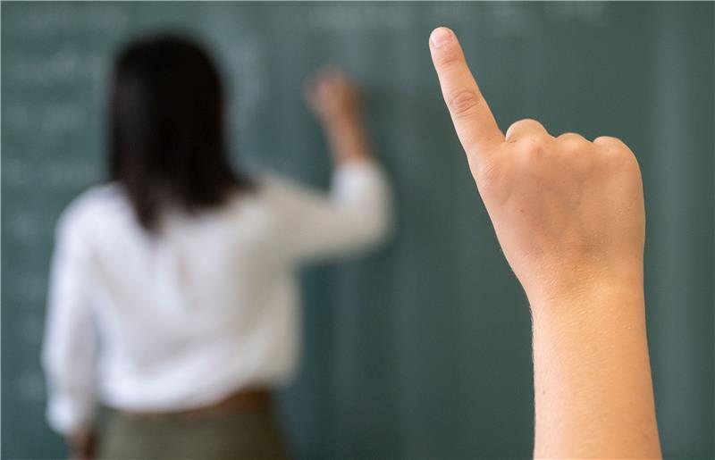 Lehrer-Anzahl in Bad Harzburg auf Kante genäht Niedersachsenweit fehlen Tausende Lehrer. Bad Harzburg schneidet in dieser Hinsicht vergleichsweise gut ab. Symbolfoto: Marijan Murat/dpa