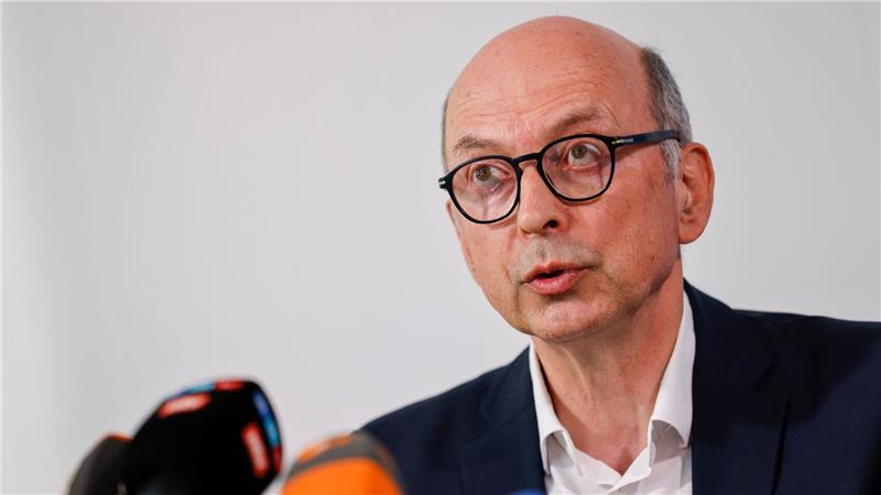 Nießen sagte, E-Produkte seien oft der Einstieg in späteren Tabakkonsum.