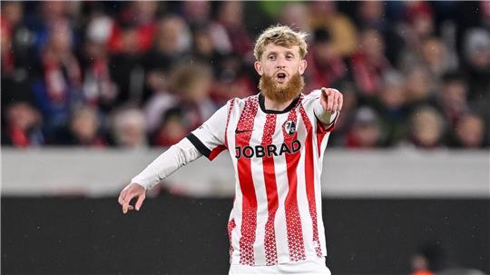 Niklas Beste wird den Freiburgern in Wolfsburg fehlen. (Archivbild)