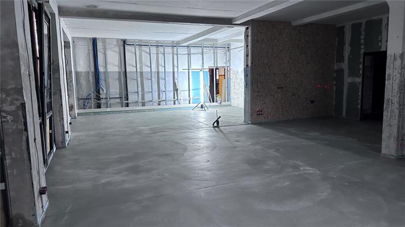 Das wird St. Andreasbergs neuer gastronomischer Treffpunkt Noch ist die alte Fahrzeughalle eine Baustelle.