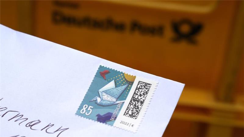 Noch kostet der Inlandsversand eines Standardbriefs in Deutschland 85 Cent.