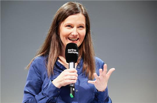 Nora Hertlein-Hull, die Leiterin des Theatertreffens der Berliner Festspiele.
