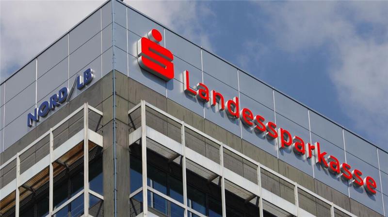 Warnstreik bei Öffentlichen Banken in Niedersachsen NordLB und Braunschweigische Landessparkasse werden derzeit bestreikt.