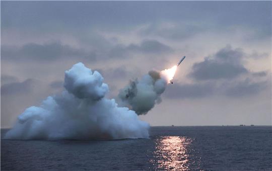 Nordkorea soll erneut militärische Lenkflugkörper abgefeuert haben.