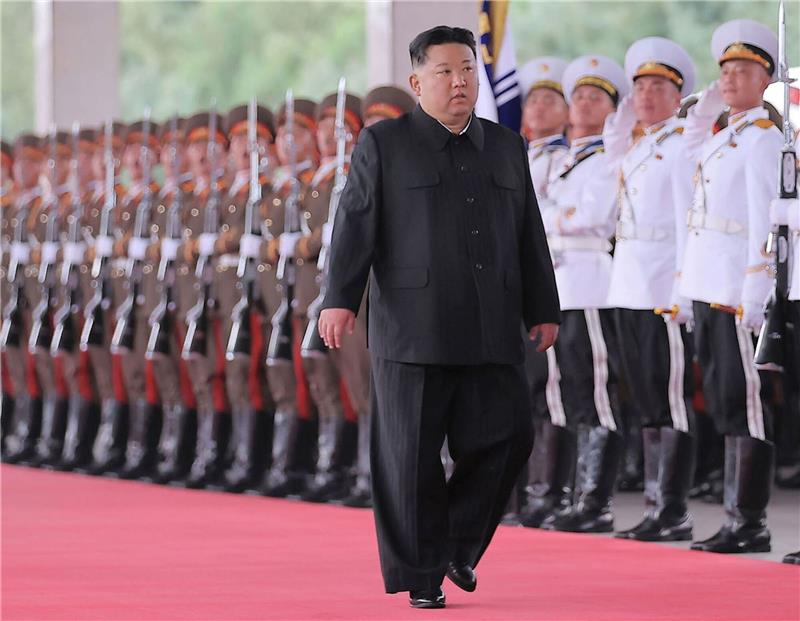 Nordkorea verankert nukleare Aufrüstung im Grundgesetz Nordkoreas Machthaber Kim Jong Un will die Atomstreitmacht seines Landes weiter stärken.