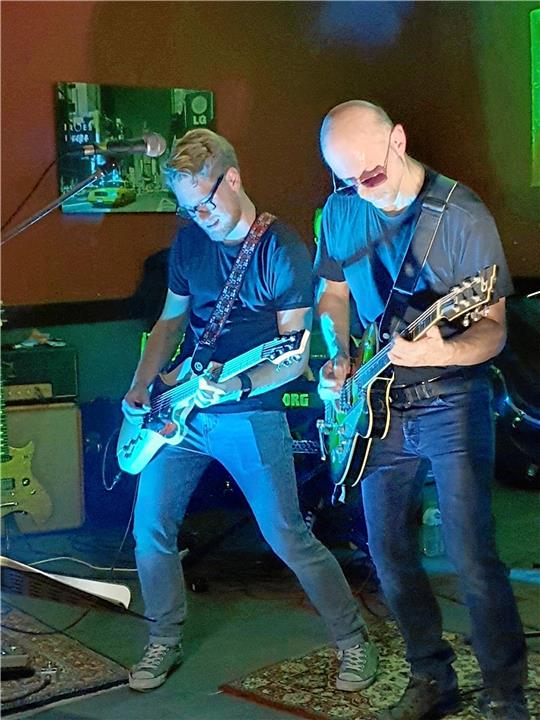 November 2019: Die Goslarer Band „The Breeze“ feiert ihr Comeback mit einem fulminanten Auftritt im Ko-Obergeschoss.  Foto: Böhl