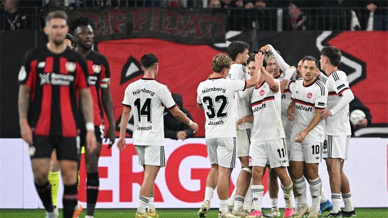 Nach Aufholjagd: Bayer 04 wendet Pokal-Aus gegen Nürnberg ab Nürnberg jubelt in Leverkusen über den Treffer zum 2:0.