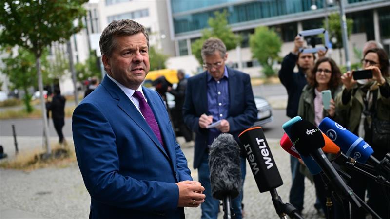 Sven Schulze - „Labere nicht nur, ich liefere“ Nun muss der 47-Jährige mit SPD, Grünen und Linken ausloten, wie genau eine Kooperation aussehen kann, um in Sachsen-Anhalt eine Regierung zu bilden. (Archivbild)