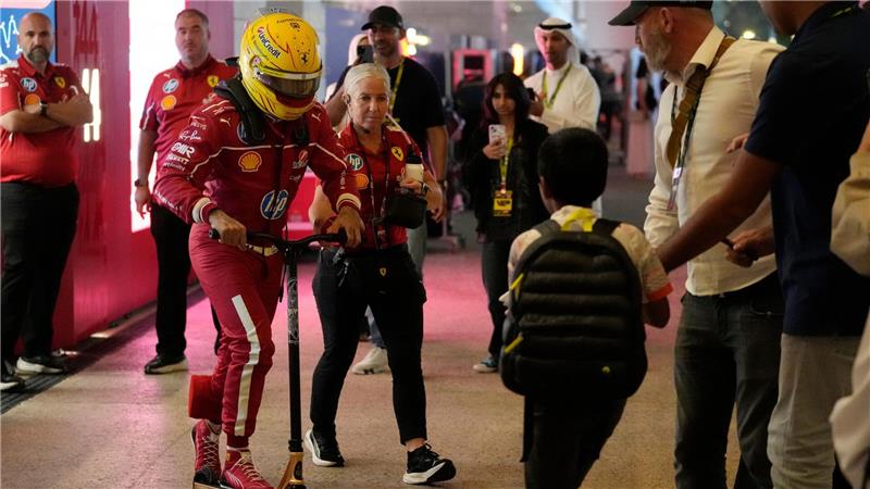 Piastri-Show von Katar geht weiter: Auch Pole für Grand Prix Nur noch ein Desaster: Lewis Hamilton und Ferrari.