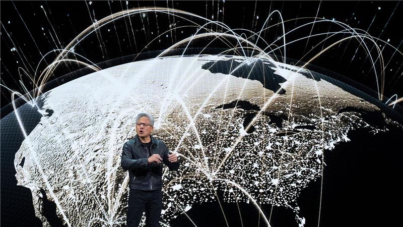 Nvidia als erste Firma mehr als fünf Billionen Dollar wert Nvidia-Chef Jensen Huang gelang es, ein gutes Verhältnis zu US-Präsident Donald Trump aufzubauen.