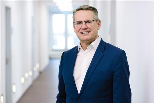 «Ob und wann Stada verkauft wird, ist ausschließlich die Entscheidung unserer Eigentümer Bain Capital und Cinven», sagt der Vorstandschef des Pharmakonzerns Stada.