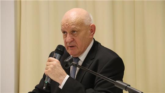 Oberst a. D. Wolfgang Richter zu Gast bei den Goslarer Friedensgesprächen.