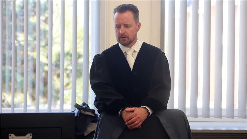 Oberstaatsanwalt Harald Nowack von der Staatsanwaltschaft Rostock. Sie wirft der Angeklagten Mord aus Heimtücke und niedrigen Beweggründen vor. 