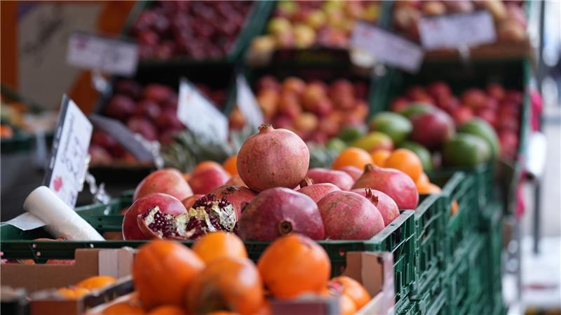 Energie günstiger: Inflation sinkt unter zwei Prozent Obst hat sich zuletzt besonders verteuert.