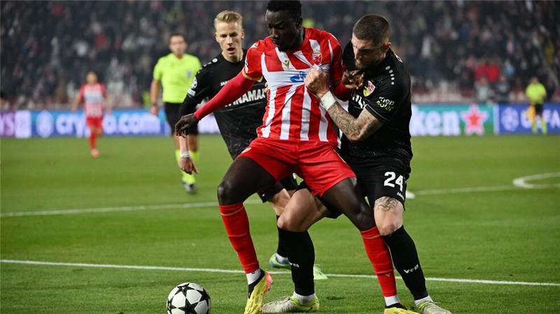 1:5 in Belgrad: VfB kassiert Klatsche in der Königsklasse Offensivmann Silas (M.) ist noch bis Sommer vom VfB Stuttgart an Roter Stern Belgrad ausgeliehen.