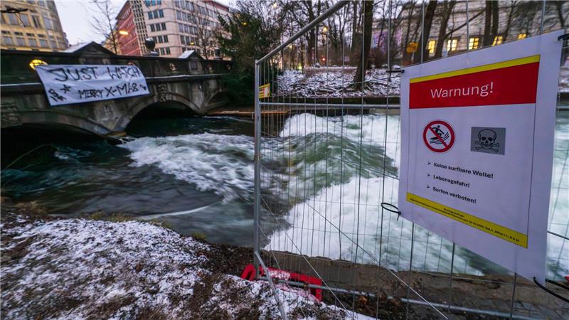 Offiziell bleibt das Surfen verboten.