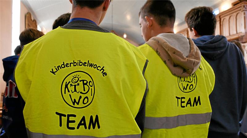 Ohne ein großes Helferteam wäre die Schladener Kinderbibelwoche nicht möglich – insgesamt 45 Ehrenamtliche machen mit.