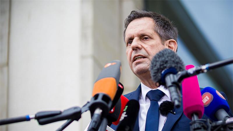 Olaf Lies, Ministerpräsident von Niedersachsen, schaut mit Sorge auf das starke Ergebnis der AfD in Sachsen-Anhalt (Archivbild)