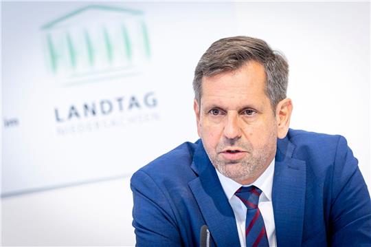 Olaf Lies (SPD) spricht.