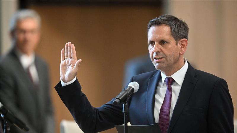 Olaf Lies wurde am 20. Mai 2025 als neuer Ministerpräsident und Nachfolger von Stephan Weil vereidigt. (Archivbild)