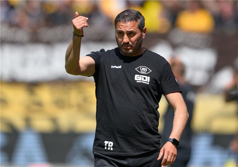 Oldenburgs Trainer Fuat Kilic gestikuliert.