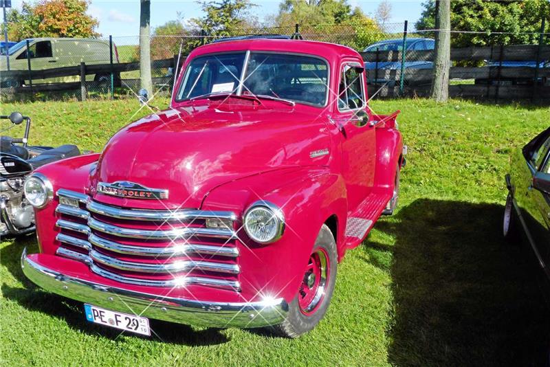 Oldtimertreffen Oldtimer Treffen Autos Galopprennbahn Rennbahn