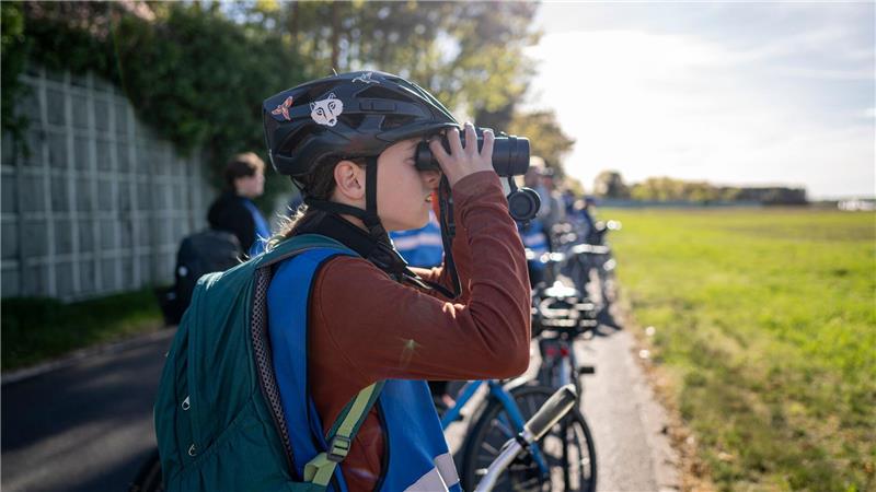 Ole steht fürs Birding manchmal sehr früh auf.