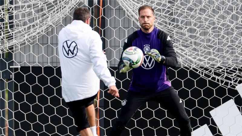 Oliver Baumann steht mit 34 Jahren vor seinem Länderspieldebüt.