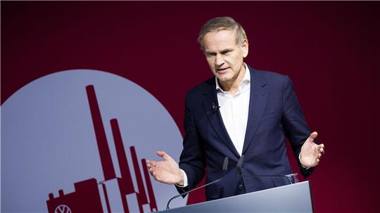 Oliver Blume beim Festakt zu 80 Jahre Mitbestimmung bei VW: „Kein Gegensatz zur Unternehmensführung“.