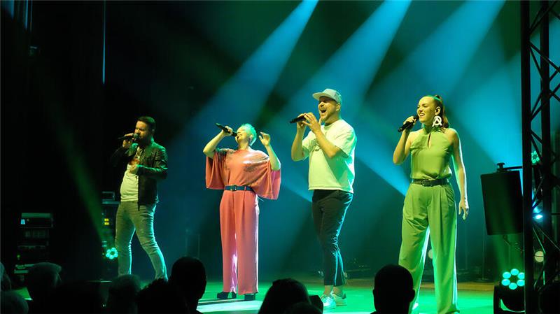 A-Cappella-Gruppe Onair im Goslarer Kulturkraftwerk Onair beim Abschiedskonzert im Goslarer Kulturkraftwerk.