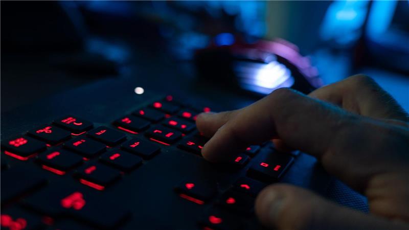 Online-Betrug kann für Verbraucher teuer werden. (Symbolbild)