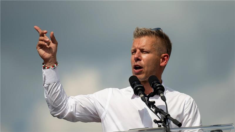 Oppositionsführer Magyar forderte Orban auf, eine eventuelle Wahlniederlage „mit Würde“ zu akzeptieren. (Archivbild) 