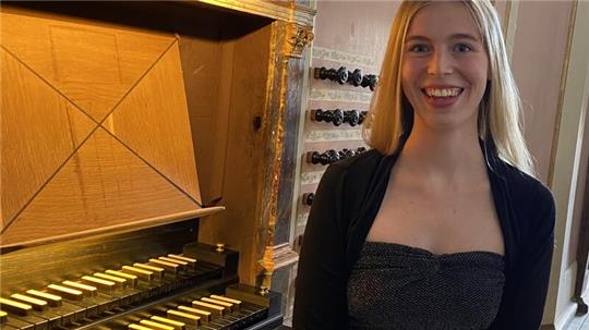 Organistin des 2. Grauhofer Orgelsommerkonzerts ist Julia Raasch.
